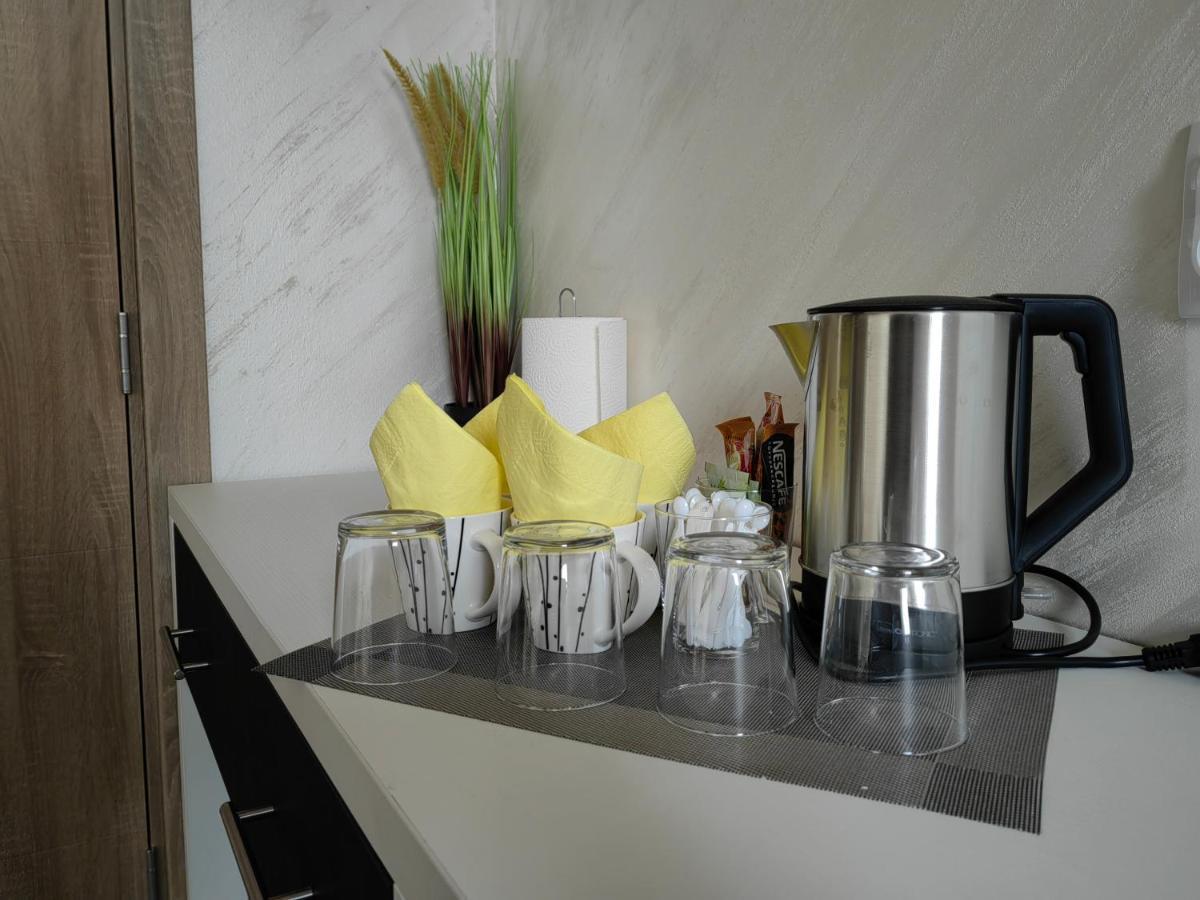 Oldbrick Pub Hotel Sombor Bagian luar foto