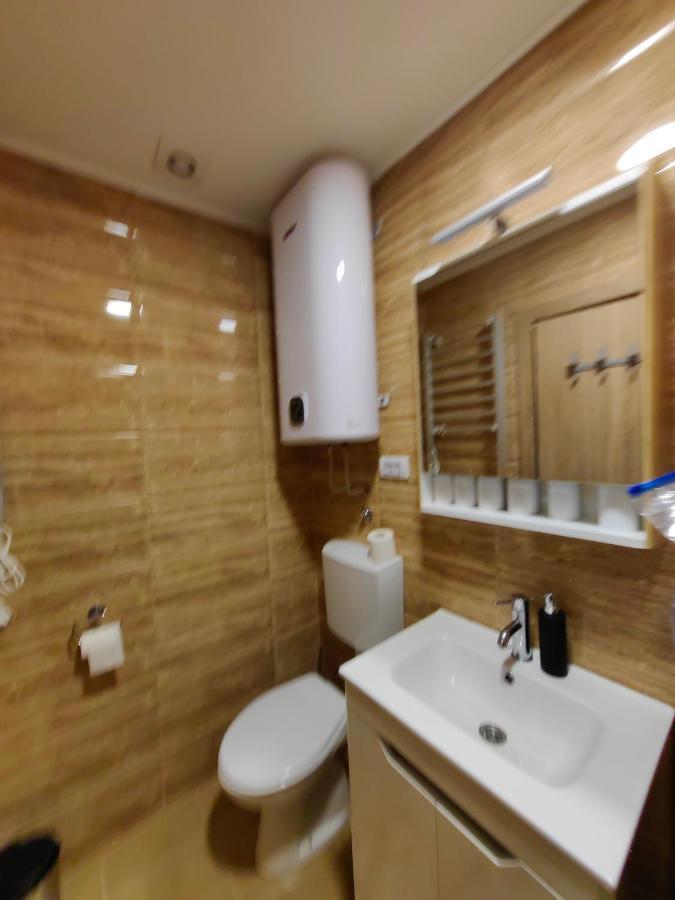 Oldbrick Pub Hotel Sombor Bagian luar foto